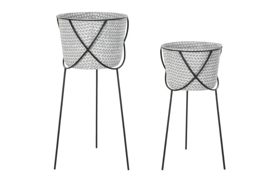 Set de 2 maceteros de hierro gris con patas altas